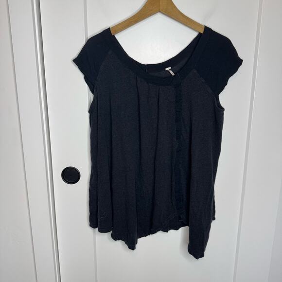 Free People Keep It Casual Front Slit Flowy Black T-shirt Size Small - Picture 2 of 8